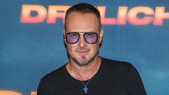RZADKI WIDOK: Paweł Małaszyński pokazał zdjęcie z ŻONĄ! Odezwał się po ponad 45 dniach w podróży (FOTO)