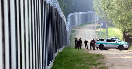 "Płot" na granicy z Białorusią ukończony. Ostatni odcinek przechodzi odbiór