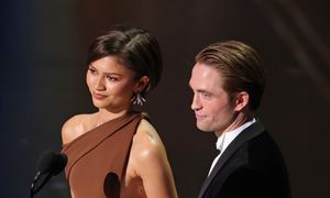 Klasycznie, ale nie nudno. Zendaya znowu olśniła na Oscarach