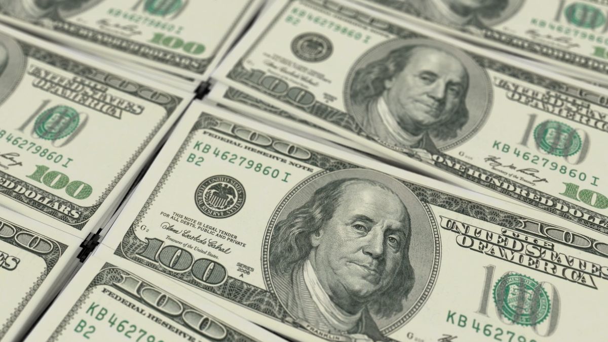 Kursy walut. Co z dolarem?