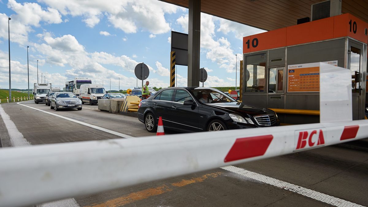 500 zł ulgi na wyposażenie auta w urządzenia e-TOLL przewiduje projekt ustawy VAT e-commerce.