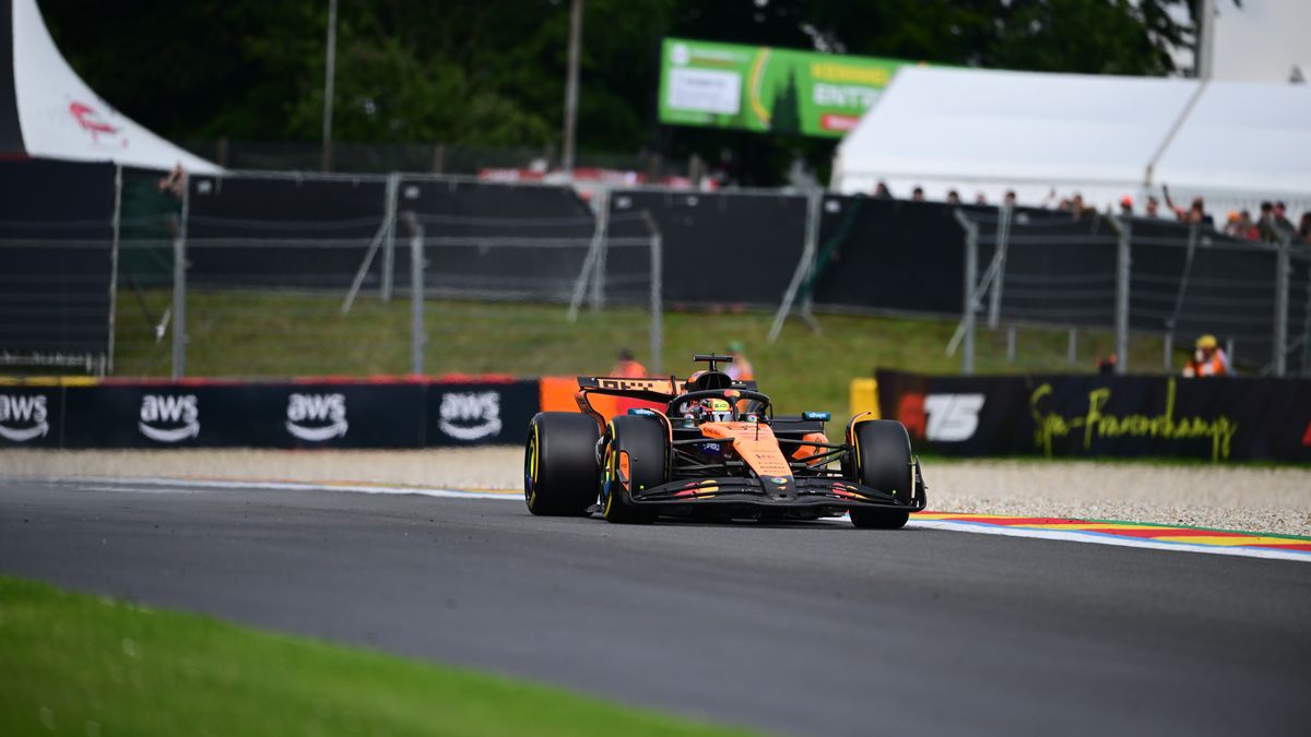 Oscar Piastri of the McLaren F1 Team races during the Belgian GP, the 15th round of the Formula 1 World Championship, at Spa-Francorchamps Circuit in Malmedy, Wallonia, Belgium, on July 27, 2025. (Photo by Andrea Diodato/NurPhoto via Getty Images)