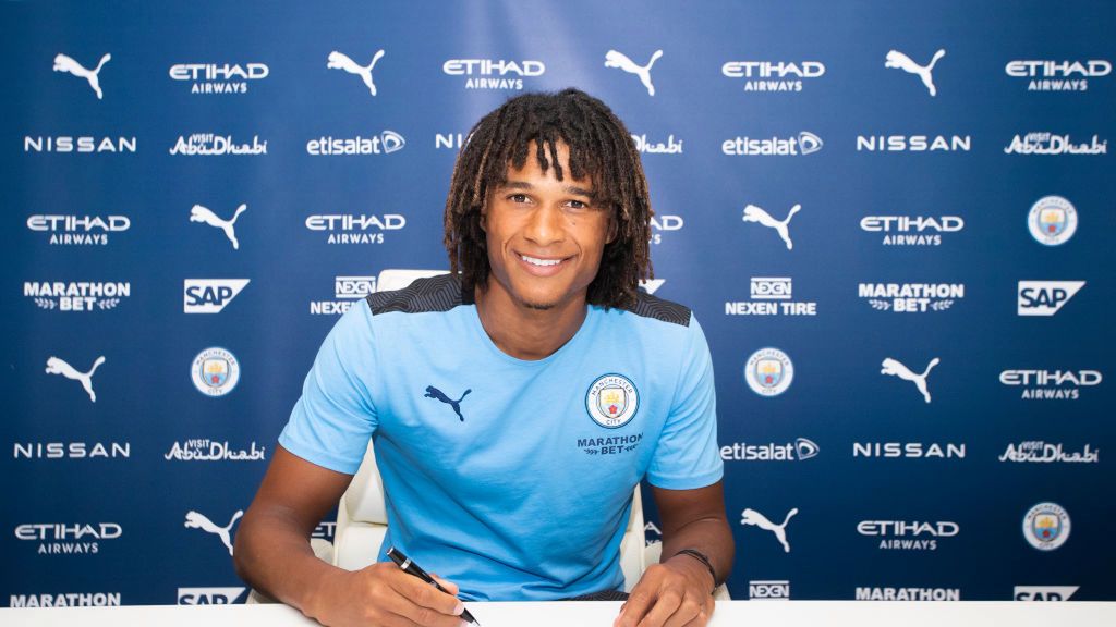 Zdjęcie okładkowe artykułu: Getty Images / Victoria Haydn/Manchester City FC / Na zdjęciu:  Nathan Ake