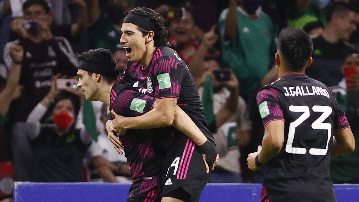 Radość reprezentantów Meksyku po zdobyciu gola