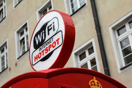 Opole jak Nowy Jork – będzie mieć Hotspoty w budkach telefonicznych