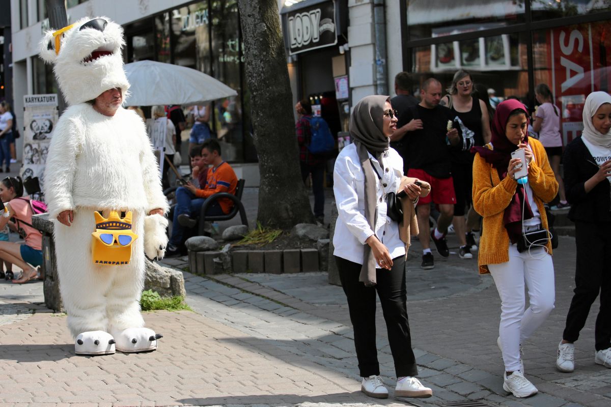 Doniesienia z Zakopanego. Arabowie wykupują kartonami