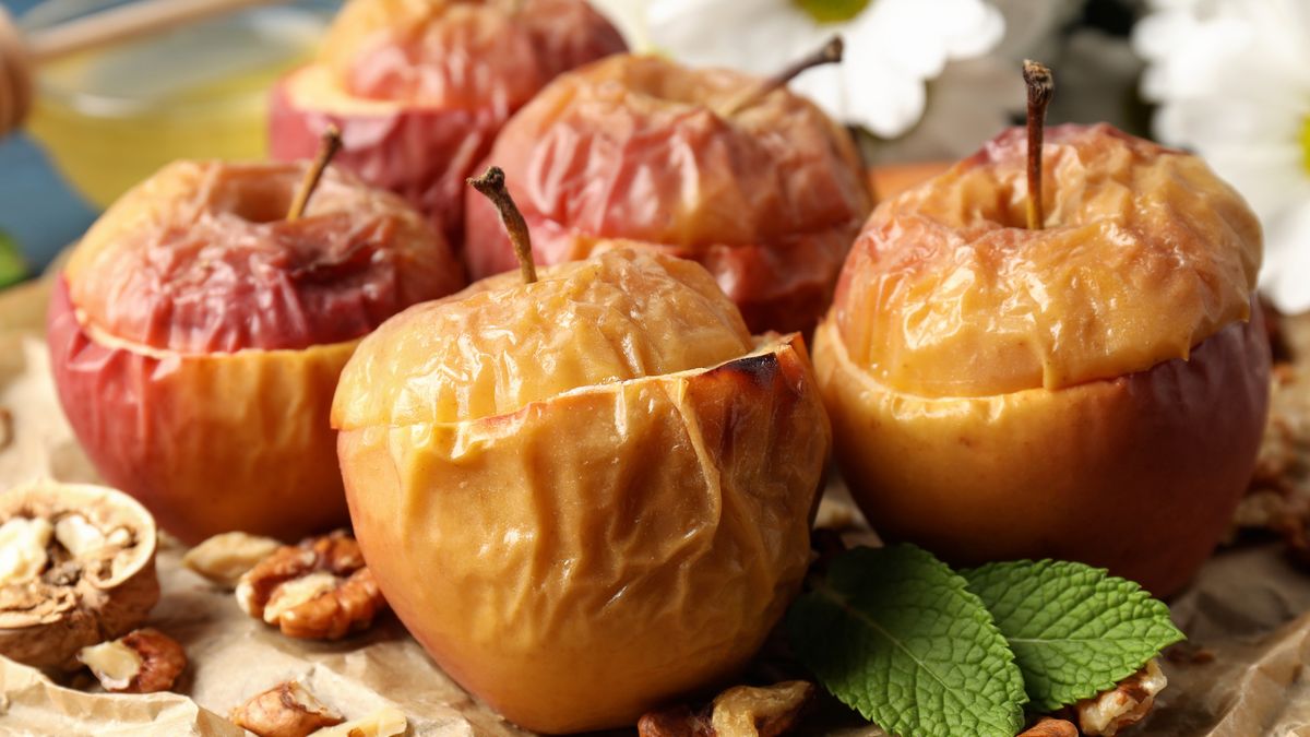 Pieczone jabłka to idealny deser na jesień