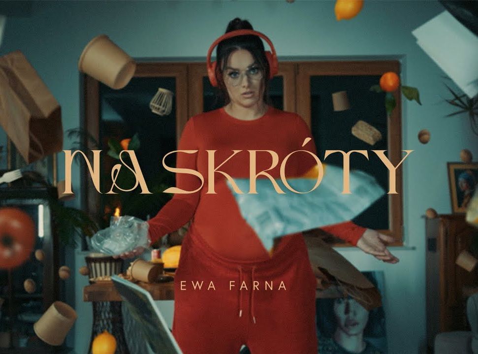 Ewa Farna pochwaliła się ciążowym brzuszkiem. Zobacz nowy teledysk