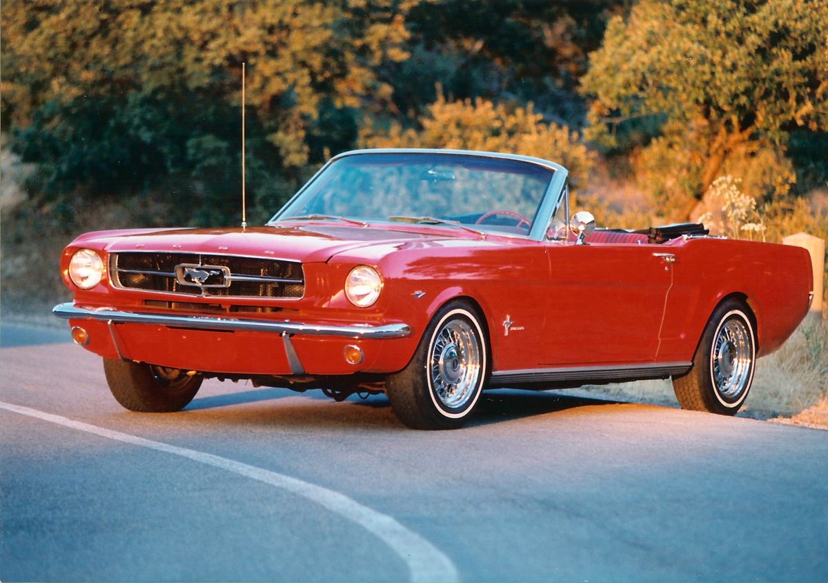 Ford Mustang Cabrio (fot. autokult.pl)