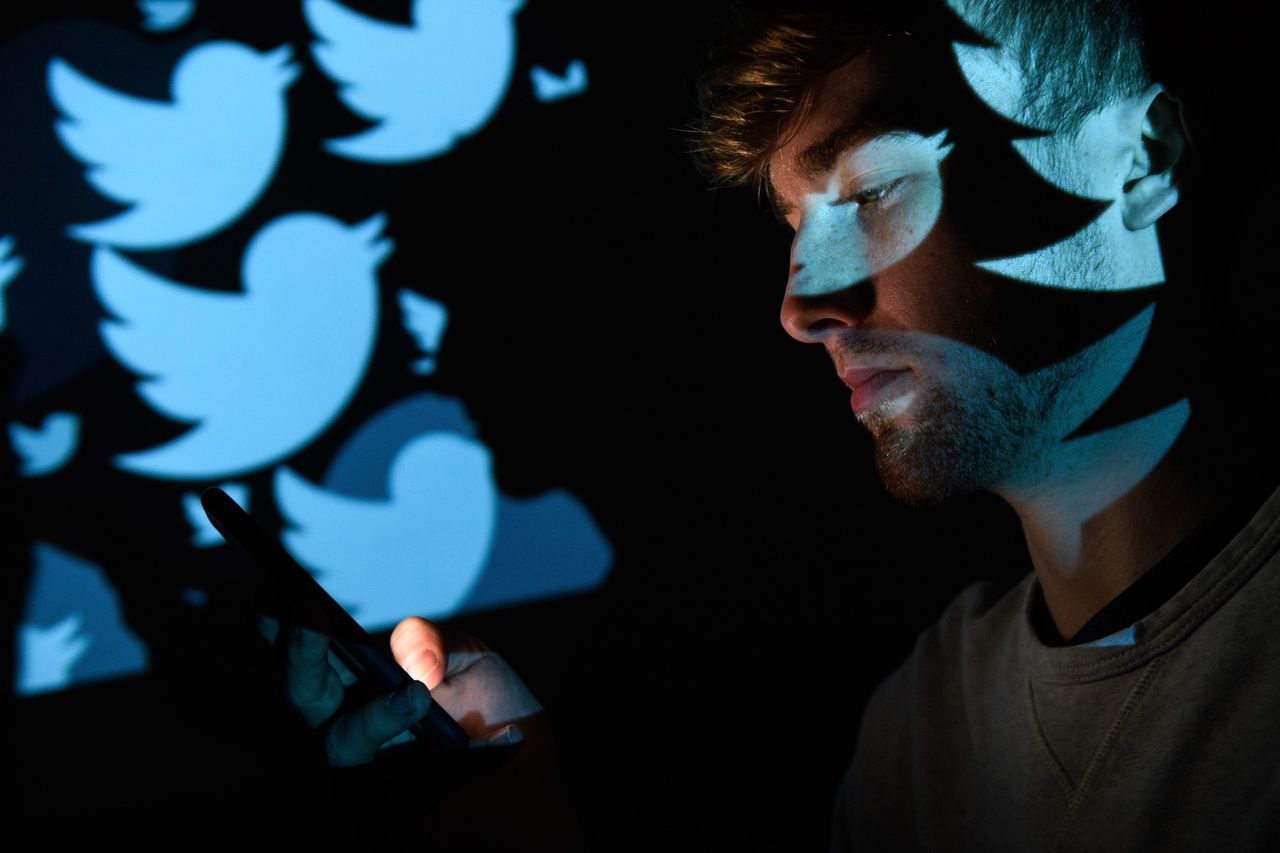 Twitter wprowadza nowy algorytm. Wykryje wpisy obrażające kobiety