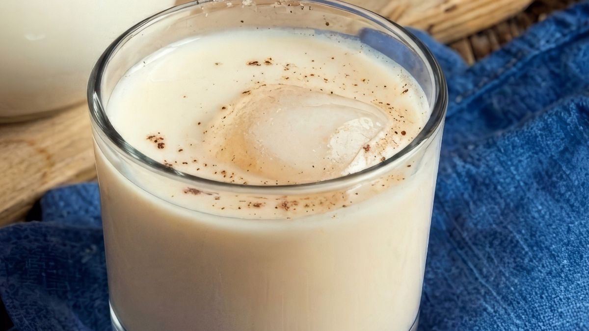Chude mleko jest napojem, który doskonale sprawdza się w upały