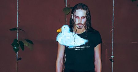 Tym strojem Michał Szpak powiedział wszystko. Już nie wróci do TVP?