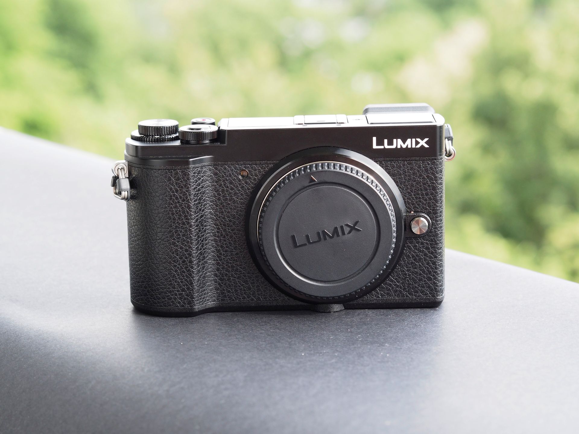 Mały aparat o dużych możliwościach - Panasonic Lumix DC-GX9 [recenzja] 1