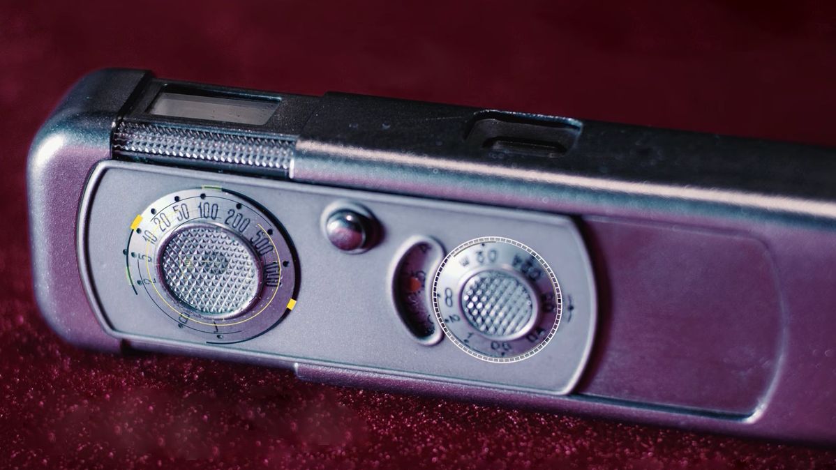 Zobacz, jak Rosjanie podglądali Polaków. Oto sowieckie aparaty szpiegowskie 1