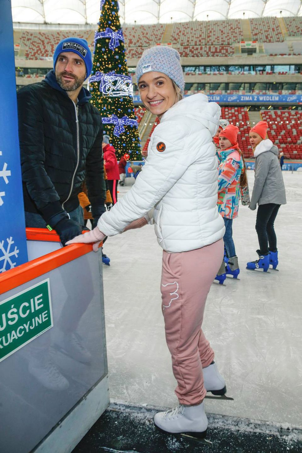 Joanna Koroniewska i Maciej Dowbor na łyżwach – WF na Zimowym Narodowym