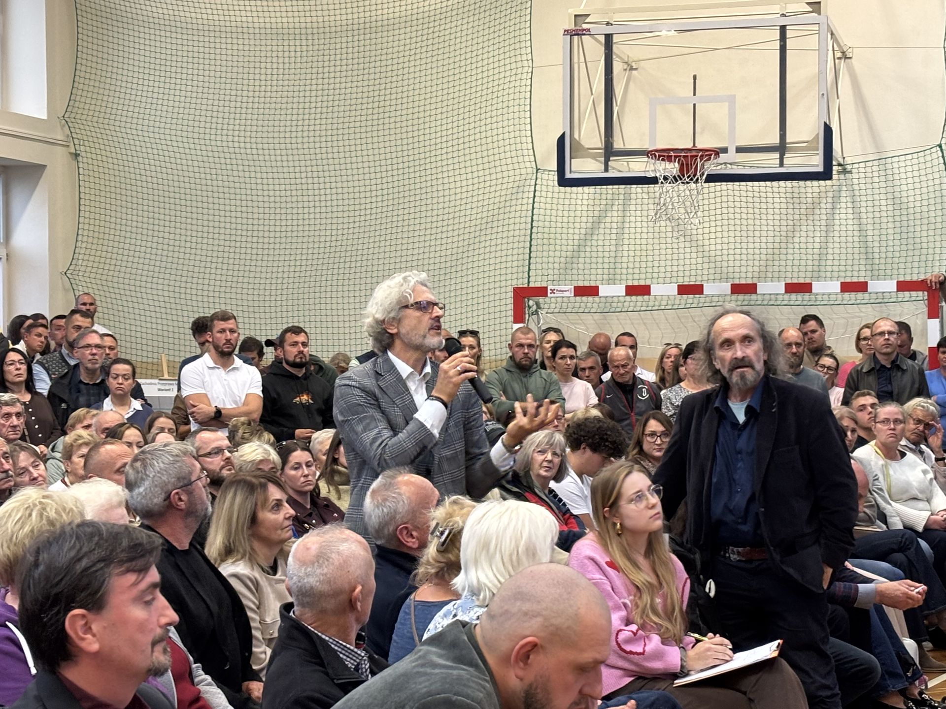 23.09 w Wielkiej Nieszawce odbyła się dyskusja ws. nowego mostu