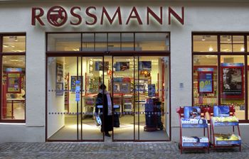 Kultowe arabskie zapachy w Rossmannie. Teraz w niższej cenie