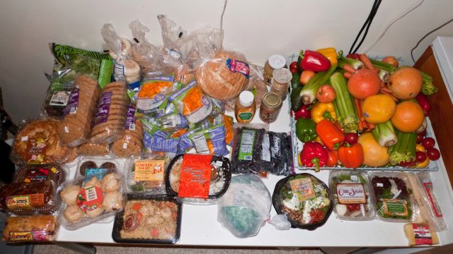 Freeganizm – śmietnik zamiast sklepu – podbija świat 13