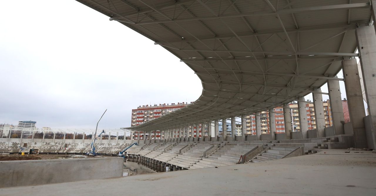 Rzeszów: PCLA rośnie w oczach. Ponad połowa trybun już pod dachem