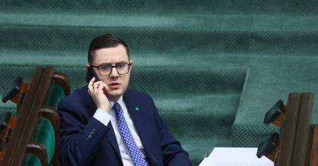 Ministerstwo Energii odpowiedziało na pytania o polskie rezerwy ropy