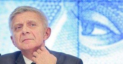 Belka: złoty się osłabia, bo inwestorzy czekają na podwyżkę stóp w USA