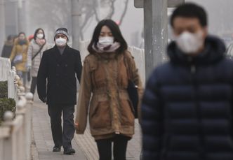 Smog w Chinach przekroczył wszelkie normy. Mieszkańcy się boją