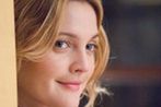 ''When the Street Lights Go On'': Drew Barrymore rozwiązuje zagadkę morderstwa