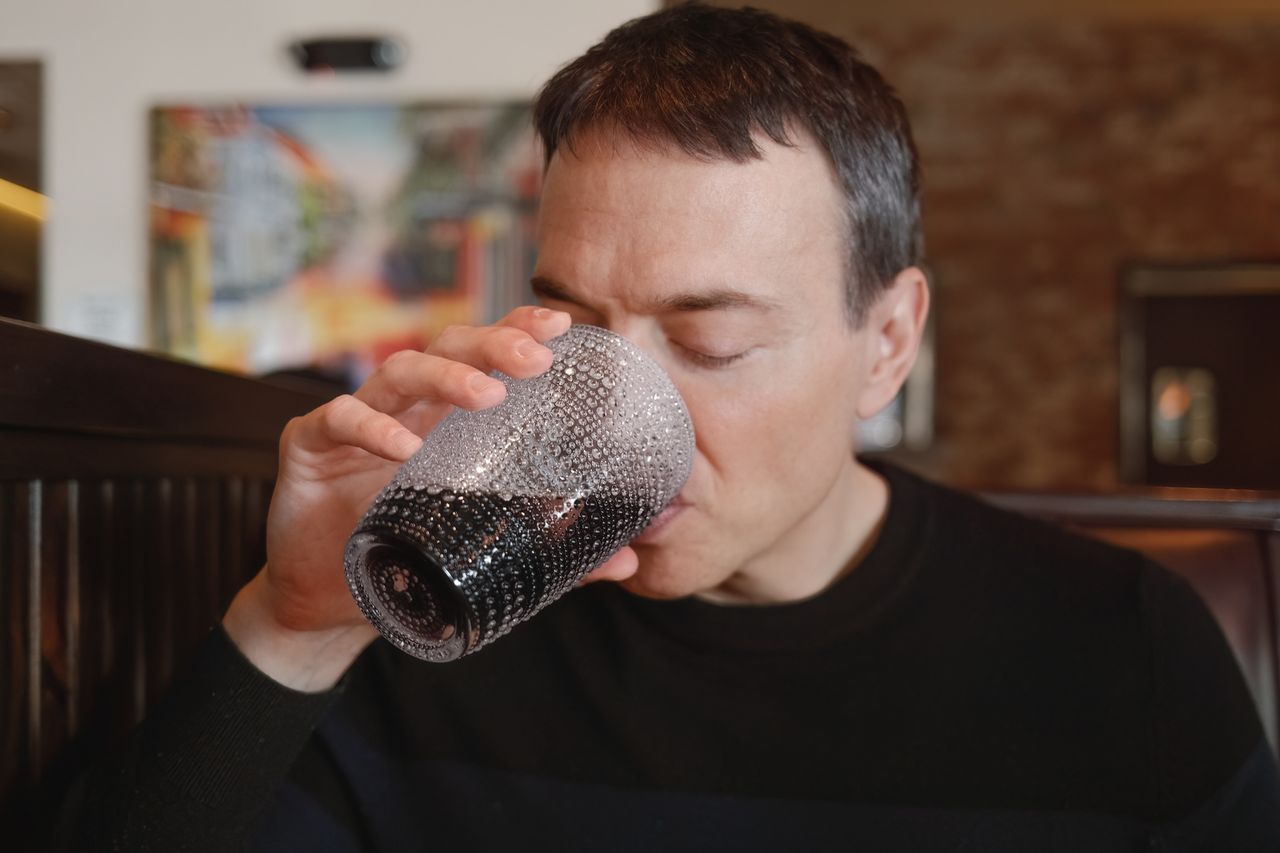 Pijesz je codziennie? Windują cholesterol, przyspieszają miażdżycę