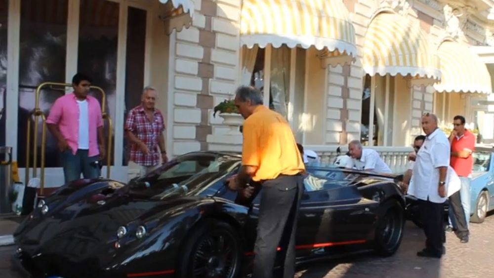 Pagani Zonda F Roadster odpalana z pychu! 1