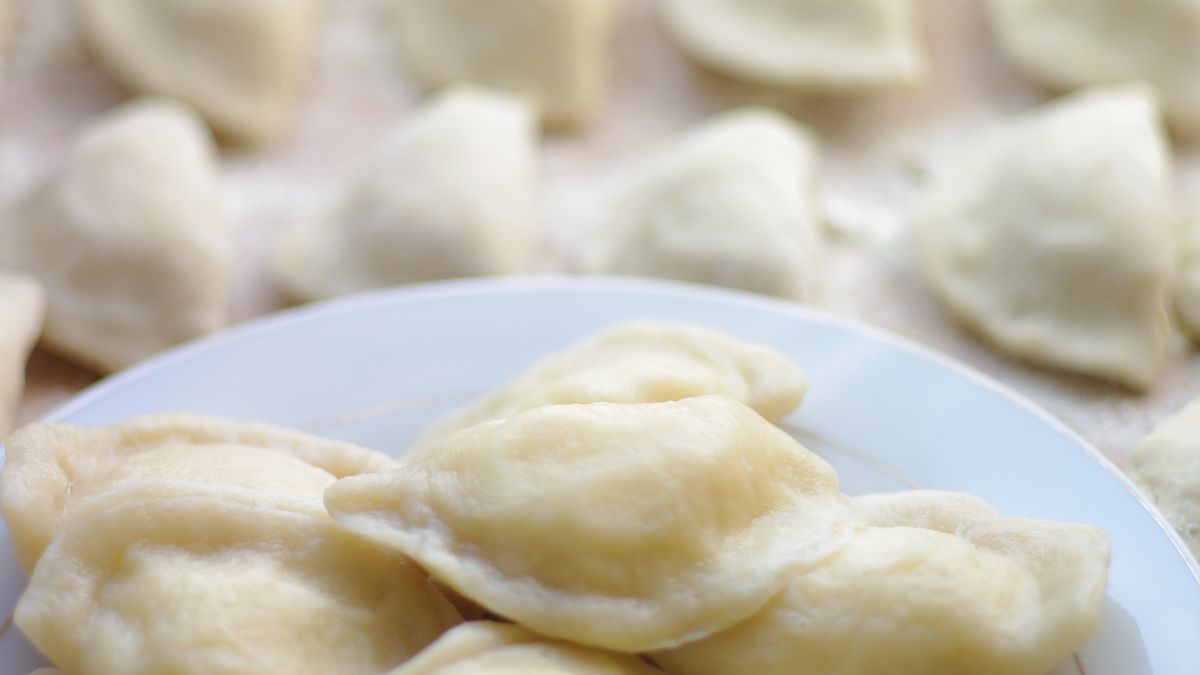 Jak zrobić pierogi ruskie?