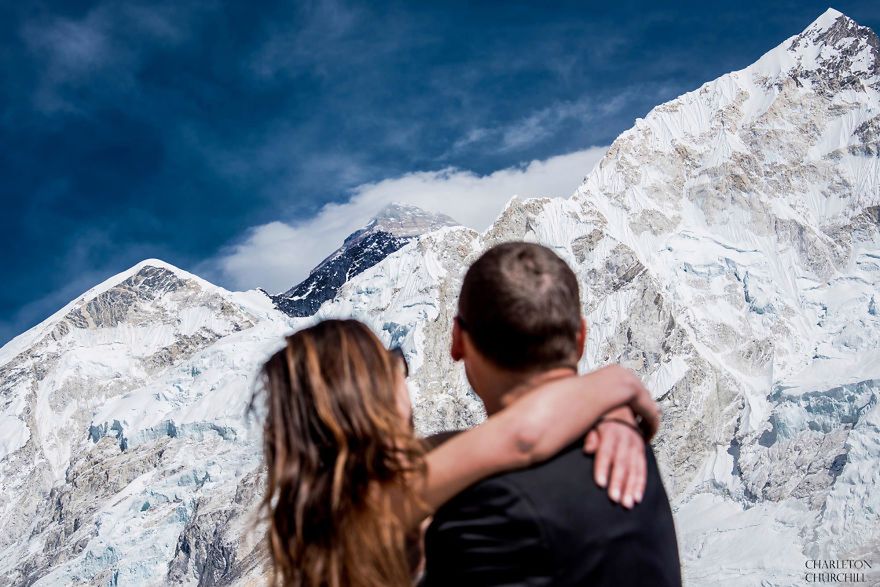 Ślub na szczycie Mount Everest? Dlaczego nie! Zdjęcia są zachwycające 16