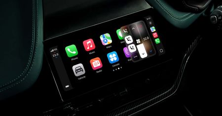 Apple CarPlay na nowo. Dostanie Siri AI i kilka zmian
