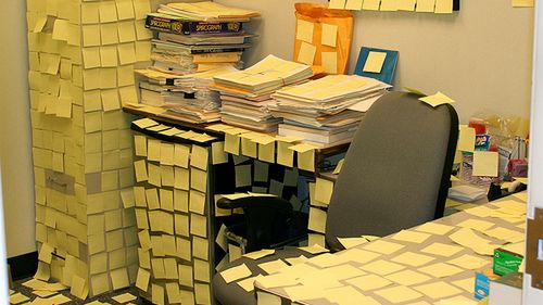 Gadżety do biura – czyli nudzie w pracy mówimy NIE! 1