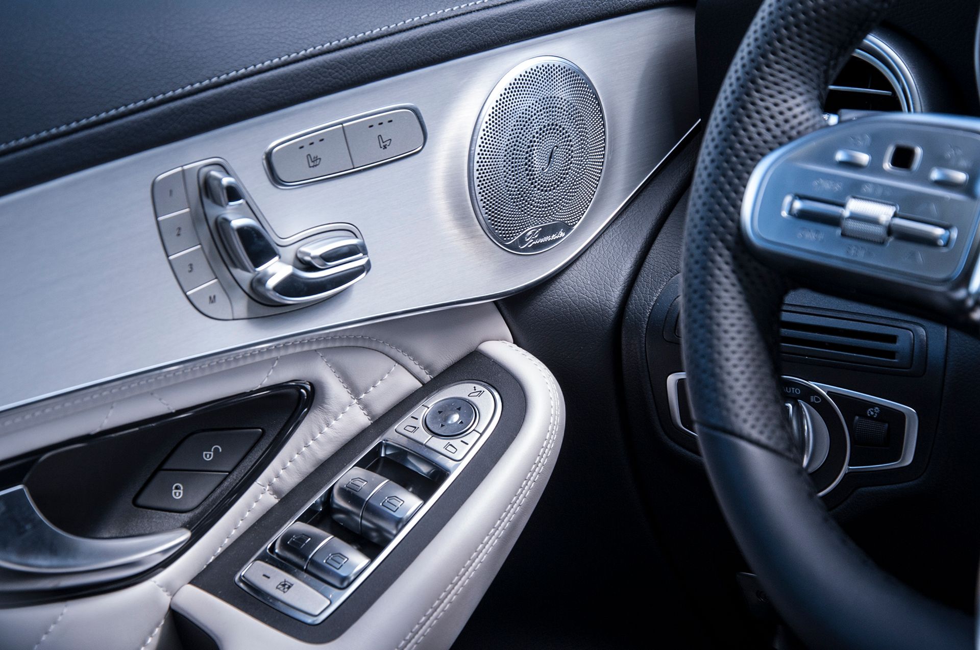 Mercedes-Benz GLC 300e Coupe EQ Power (2020) (fot. Mateusz Żuchowski)