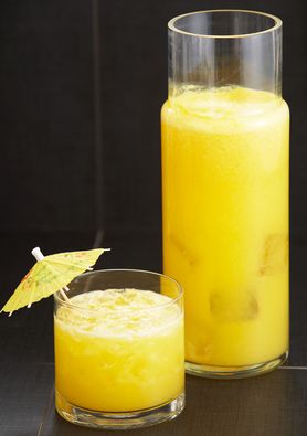 Sok ananasowy niewyprodukowany z soku zagęszczonego, bez dodatku cukru, z witaminami A, C i E