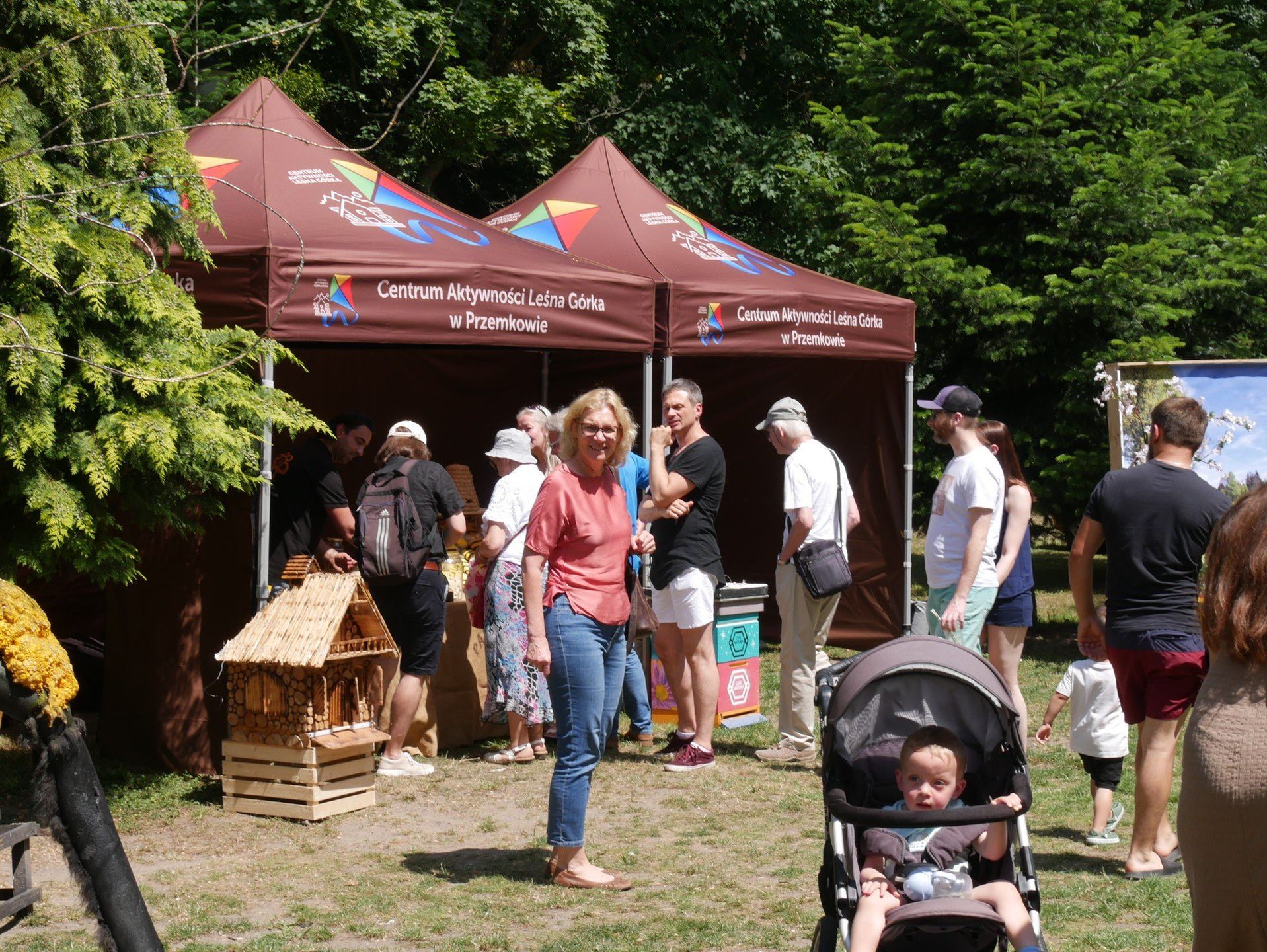 Jedna scena, wiele kultur i niesamowita energia! Wielki Piknik w Parku Pawłowickim rozgrzał serca uczestników do czerwoności.