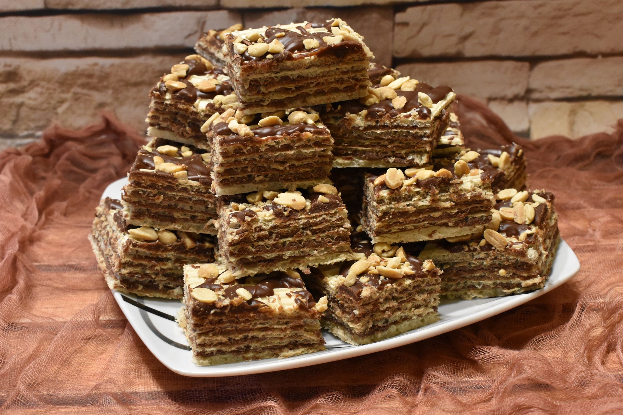 Przekładane wafle. Pyszny deser jak za dawnych lat