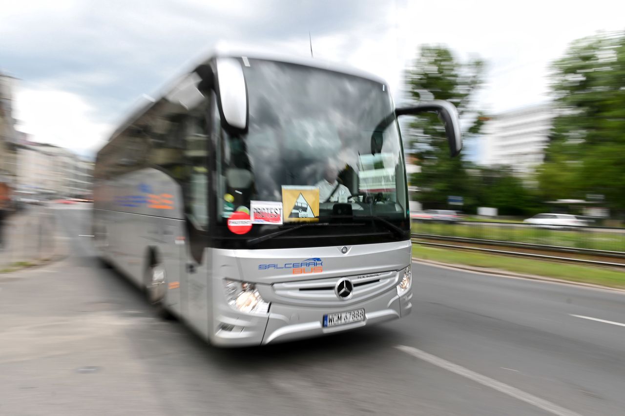 Warszawa. Protest przewoźników autokarowych w stolicy