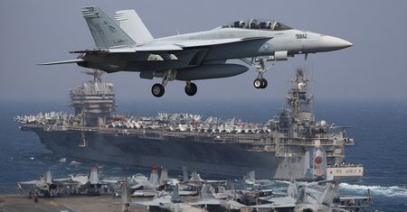 Armada na Zatoce, "czas ucieka". Czy USA szykują kolejny cios w Iran?