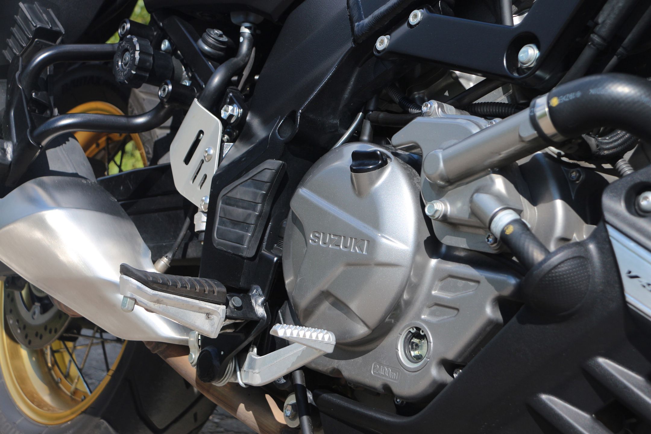 Suzuki V-Strom 650XT Travel Pack