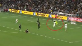 MLS. Bramka rodem z gry komputerowej. Carlos Vela zabawił się z obrońcami (wideo)