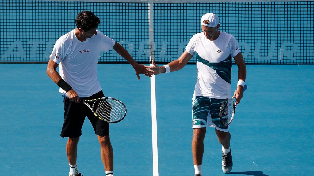 Marcelo Melo (z lewej) i Łukasz Kubot (z prawej)