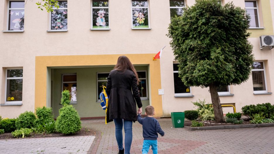 Szczepionka na COVID-19. Pracownicy instytucji opieki nad dziećmi w wieku do lat 3 zaszczepią się wcześniej 