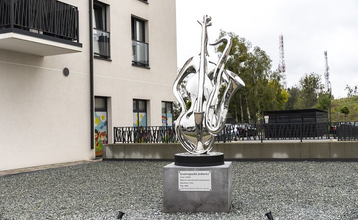 Sztuka zamieszkała na osiedlu w Pile. Odsłonięto rzeźbę