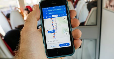 Mapy Google teraz ze Spotify i Apple Music. Nawigacja otrzymała większą paczkę nowości