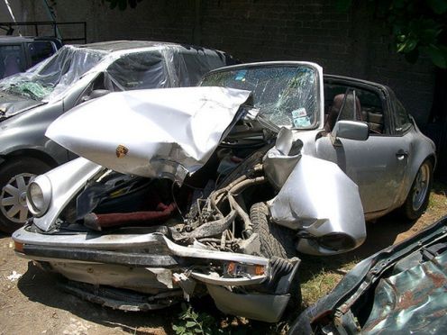 Zakaz pisania SMS-ów podczas jazdy zwiększa ryzyko wypadku?