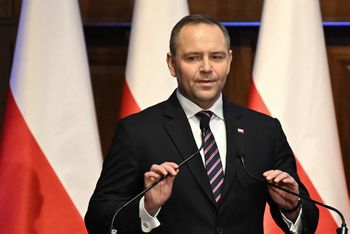 Nawrocki reaguje na krytykę Konfederacji. "Realizuję, co zapowiedziałem"