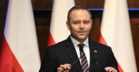 Nawrocki reaguje na krytykę Konfederacji. "Realizuję, co zapowiedziałem"