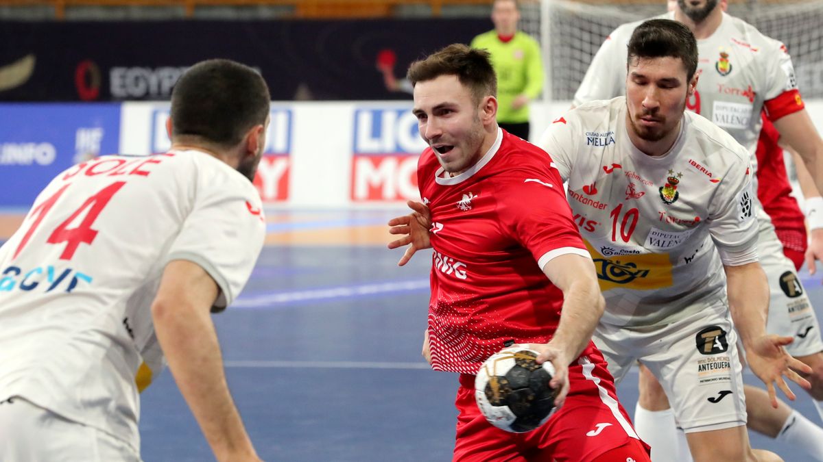 PAP/EPA / Khaled Elfiqi / Na zdjęciu: Arkadiusz Moryto