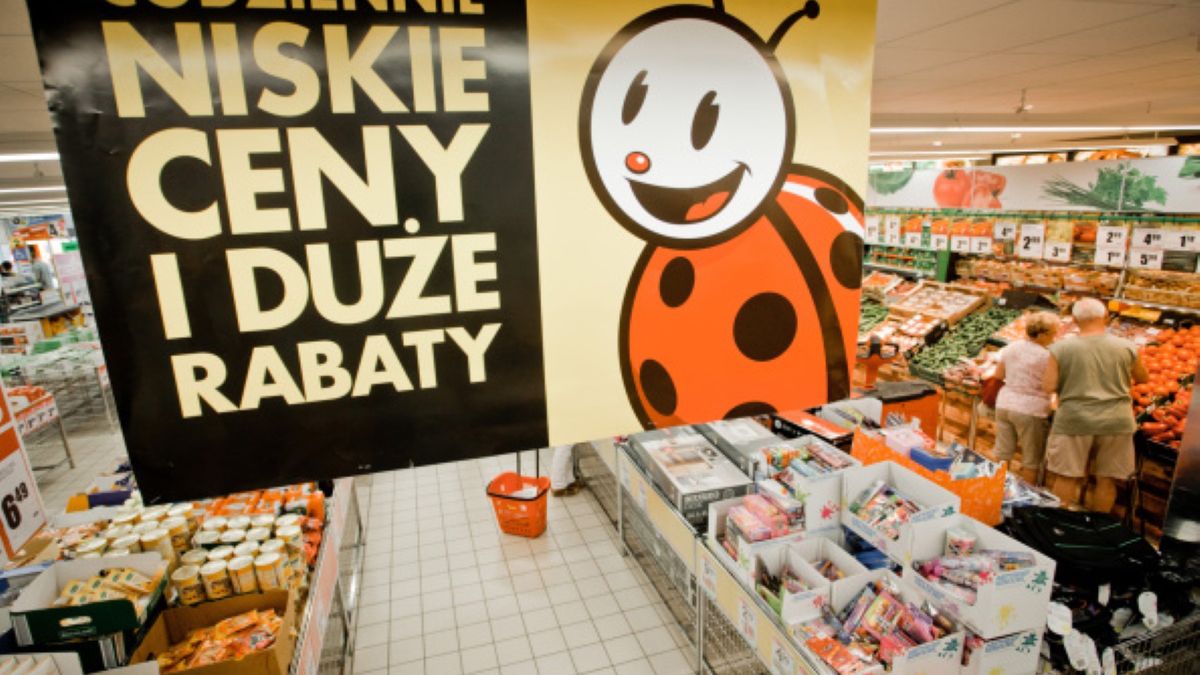 Biedronka – promocje od poniedziałku 17 maja. Te produkty kupimy w niższych cenach